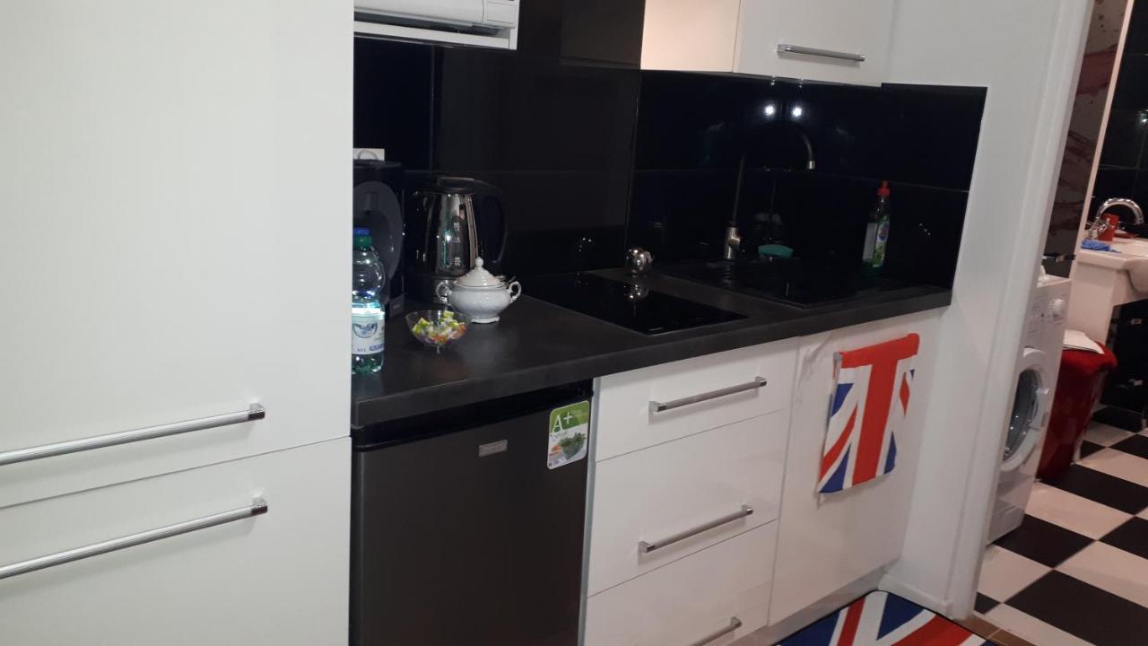 Apartament Centrum Panoramiczna Big Ben Z Balkonem-- Klimatyzacja-- Kielce Bagian luar foto
