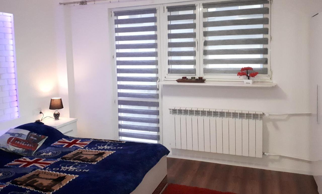 Apartament Centrum Panoramiczna Big Ben Z Balkonem-- Klimatyzacja-- Kielce Bagian luar foto