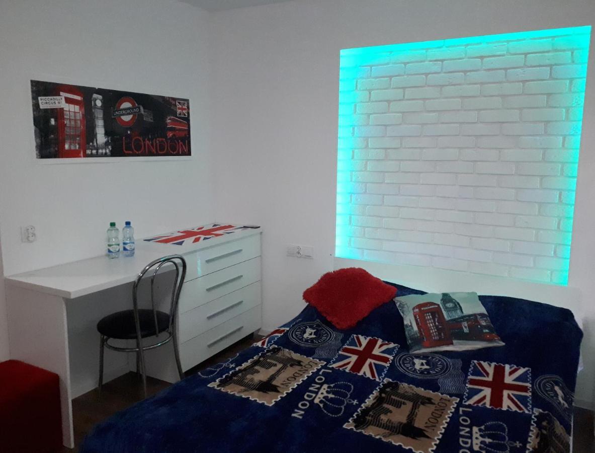 Apartament Centrum Panoramiczna Big Ben Z Balkonem-- Klimatyzacja-- Kielce Bagian luar foto