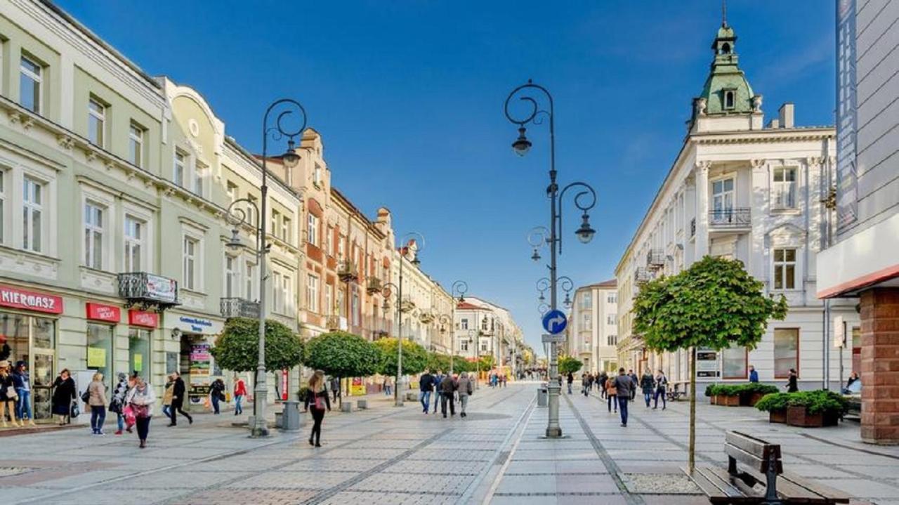Apartament Centrum Panoramiczna Big Ben Z Balkonem-- Klimatyzacja-- Kielce Bagian luar foto