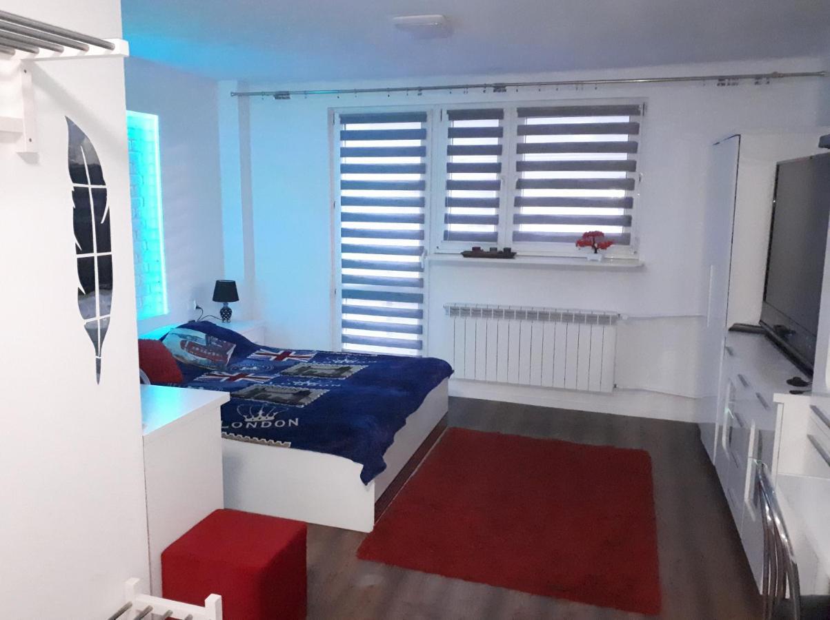 Apartament Centrum Panoramiczna Big Ben Z Balkonem-- Klimatyzacja-- Kielce Bagian luar foto