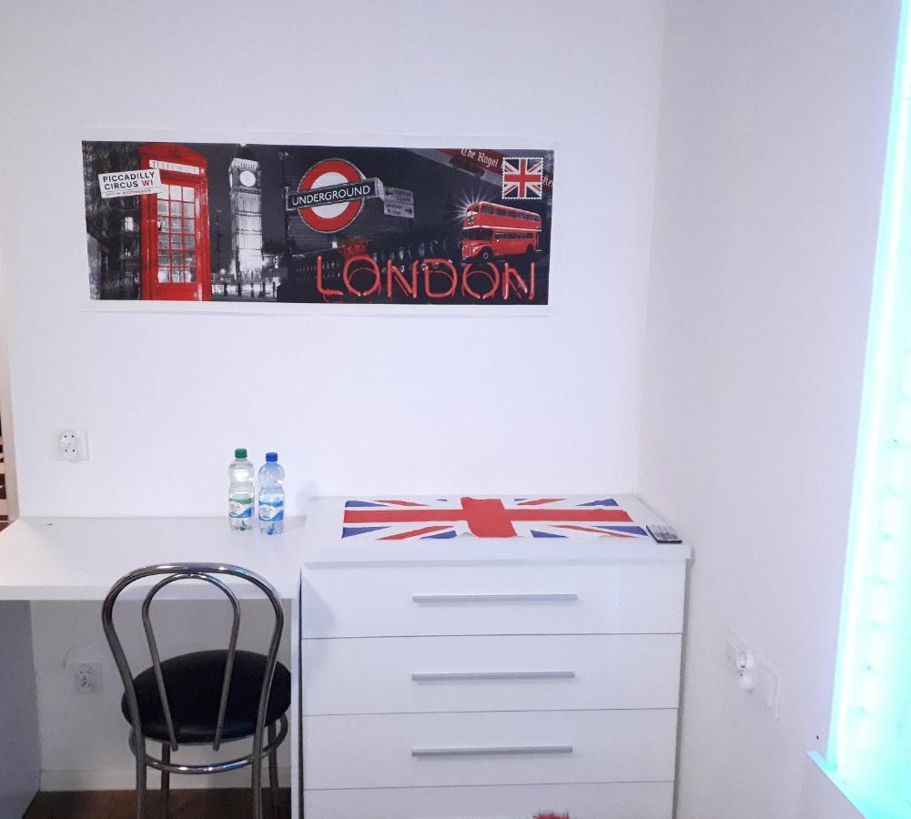 Apartament Centrum Panoramiczna Big Ben Z Balkonem-- Klimatyzacja-- Kielce Bagian luar foto