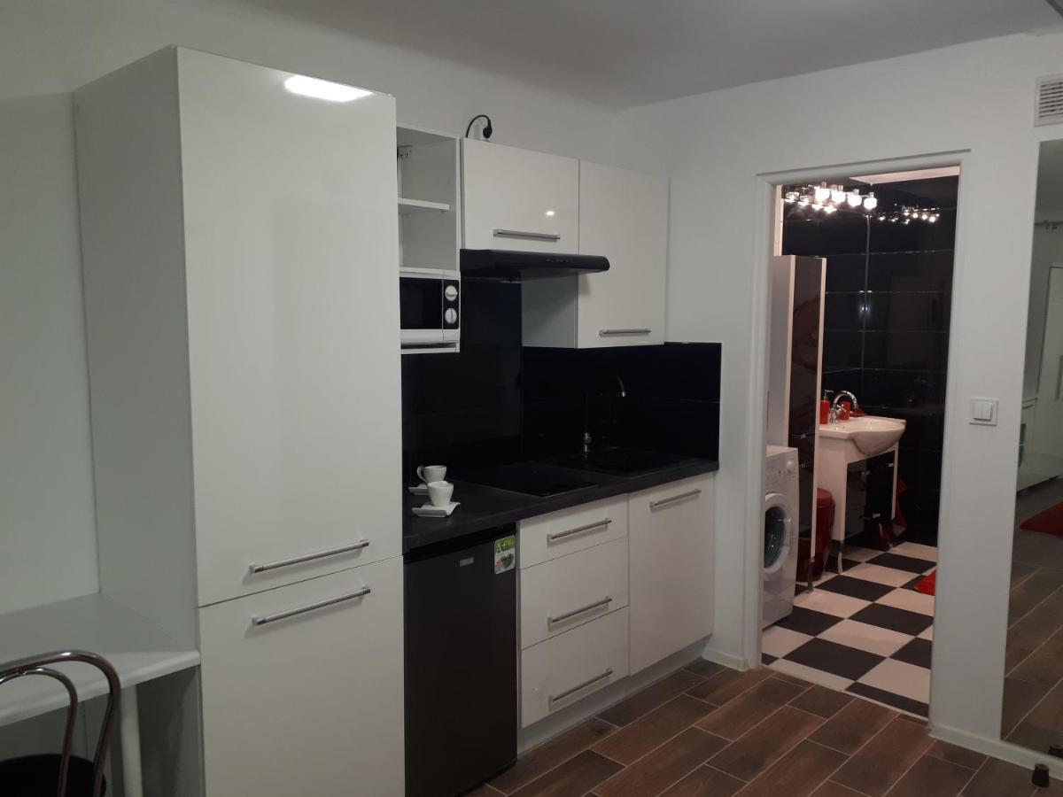 Apartament Centrum Panoramiczna Big Ben Z Balkonem-- Klimatyzacja-- Kielce Bagian luar foto