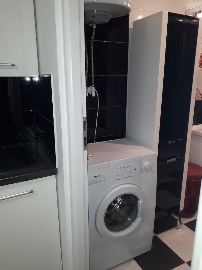 Apartament Centrum Panoramiczna Big Ben Z Balkonem-- Klimatyzacja-- Kielce Bagian luar foto