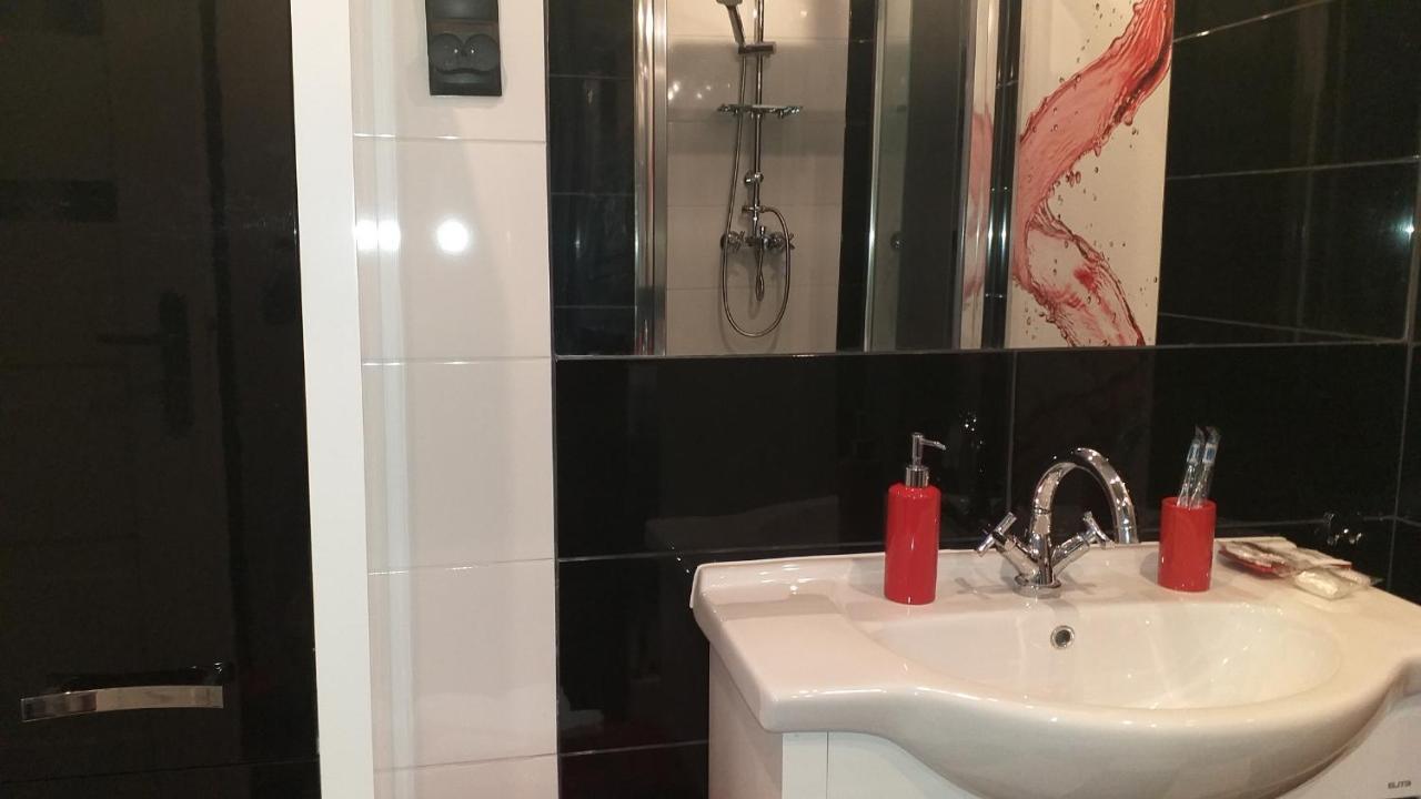Apartament Centrum Panoramiczna Big Ben Z Balkonem-- Klimatyzacja-- Kielce Bagian luar foto